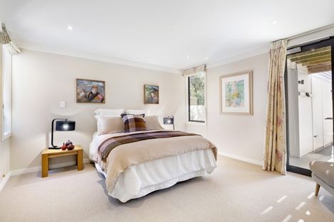 Photo of property in 96 Hill Street, Thorndon, Wellington, 6011