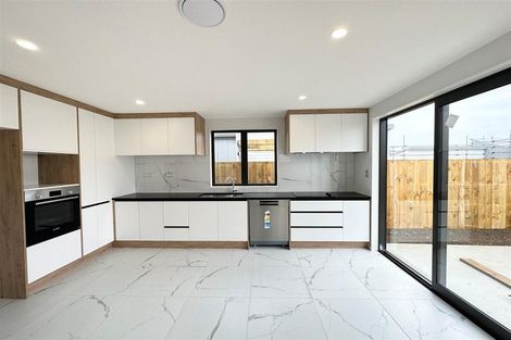 Photo of property in 13 Clayden Shuttleworth Street, Papakura, 2110