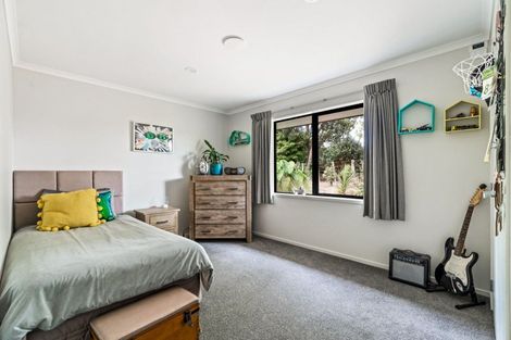 Photo of property in 33 Tesoro Way, Parahaki, Whangarei, 0112