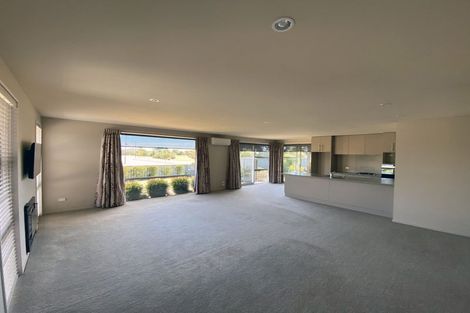 Photo of property in 94 Mcmahon Drive, Aidanfield, Christchurch, 8025