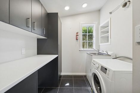 Photo of property in 73 Todman Street, Brooklyn, Wellington, 6021