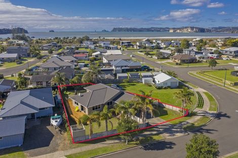 Photo of property in 14 Captain Wood Avenue, Whitianga, 3510