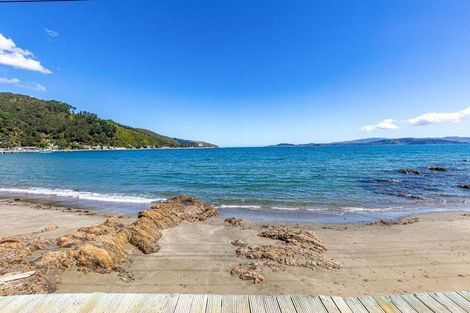 Photo of property in 609 Marine Drive, Days Bay, Lower Hutt, 5013