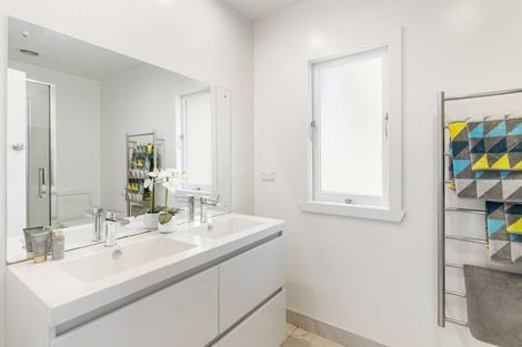 Photo of property in 2/117 Great South Road, Manurewa, Auckland, 2102