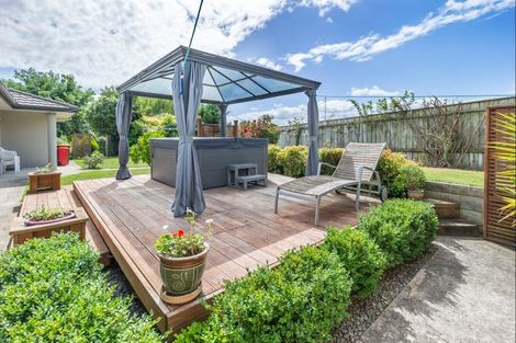 Photo of property in 64 Lea Grove, Levin, 5572