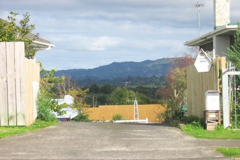 Photo of property in 178 Waimumu Road, Massey, Auckland, 0614