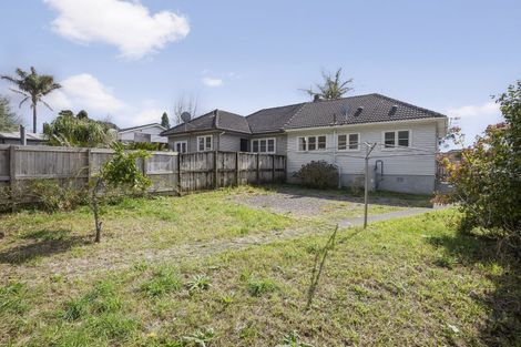 Photo of property in 30 Onewa Road, Northcote Point, Auckland, 0627