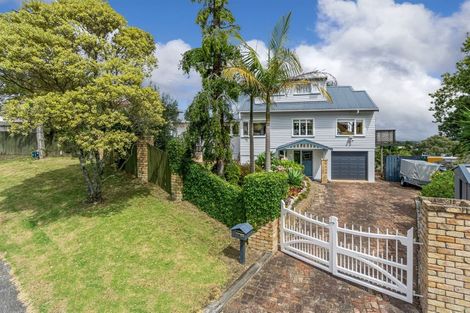 Photo of property in 4 Leigh Terrace, Bayview, Auckland, 0629