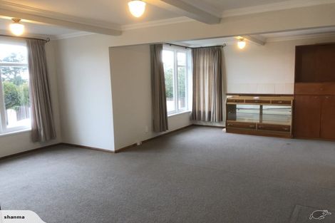 Photo of property in 54 Horokiwi Road West, Newlands, Wellington, 6037