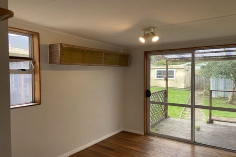 Photo of property in 28 Blue Mountains Road, Silverstream, Upper Hutt, 5019