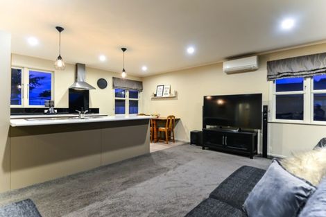 Photo of property in 43b Tuhikaramea Road, Dinsdale, Hamilton, 3204