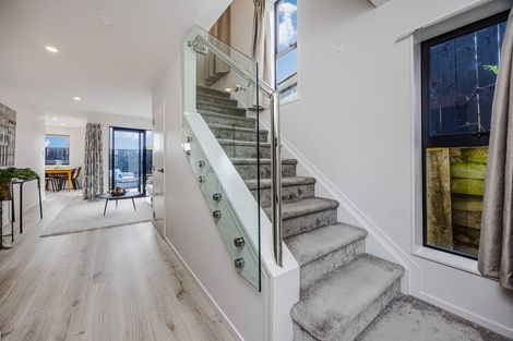 Photo of property in 7/66 Bruce Road, Glenfield, Auckland, 0629