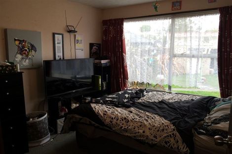 Photo of property in 21 Karnak Crescent, Russley, Christchurch, 8042