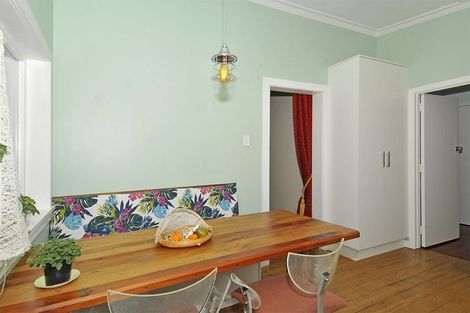 Photo of property in 12 Sale Street, Napier South, Napier, 4110