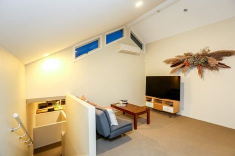 Photo of property in 250b Courtenay Street, Strandon, New Plymouth, 4312