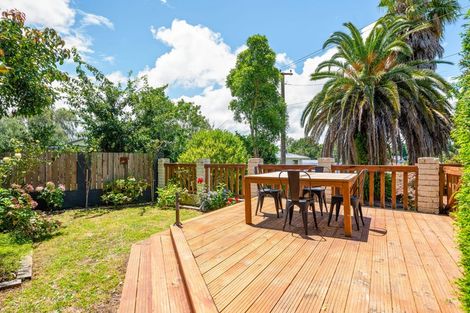 Photo of property in 6 Te Anau Place, Glenview, Hamilton, 3206