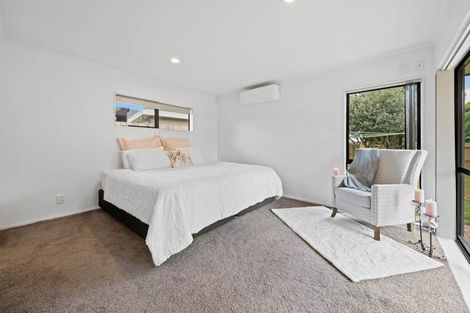 Photo of property in 27 Longford Park Drive, Takanini, 2112