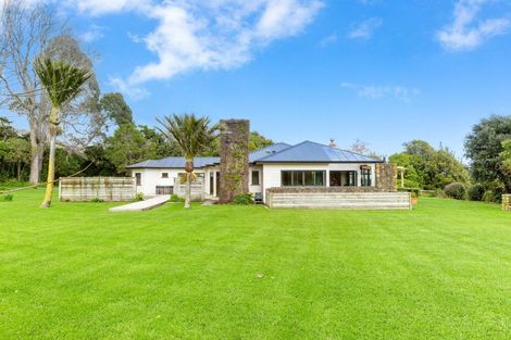 Photo of property in 3 Hadfield Road, Peka Peka, Waikanae, 5391