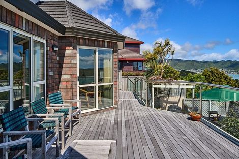 Photo of property in 4 Tombane Terrace, Papakowhai, Porirua, 5024