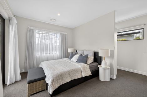 Photo of property in 1 Vahsel Bay, Wigram, Christchurch, 8025