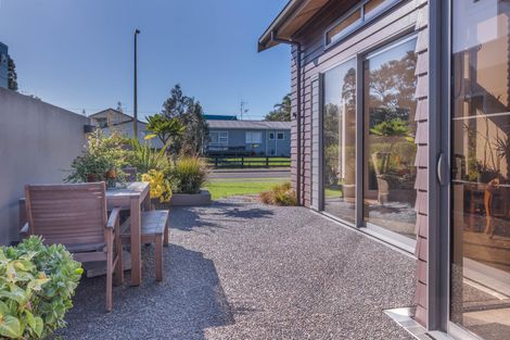 Photo of property in 5 Ian Place, Waihi Beach, 3611