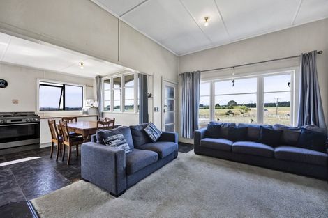 Photo of property in 33 Foreman Road, Manutahi, Patea, 4598