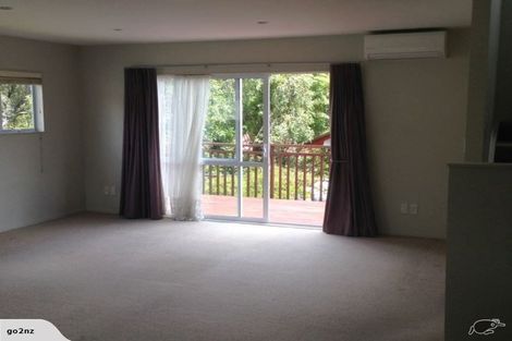 Photo of property in 80a Lynn Road, Bayview, Auckland, 0629