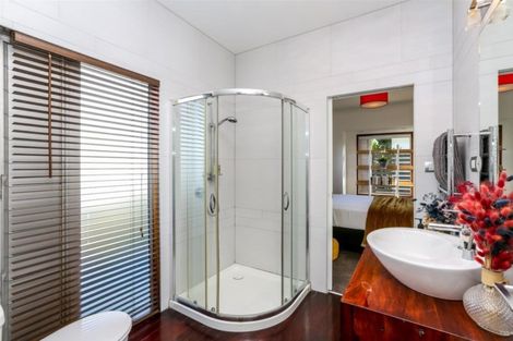 Photo of property in 8 Gaine Street, New Plymouth, 4310