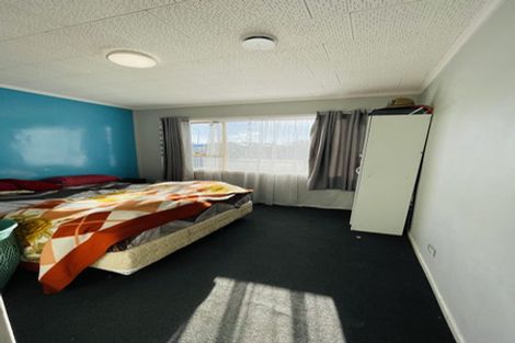 Photo of property in 302 Swanson Road, Henderson, Auckland, 0610