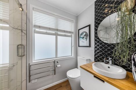 Photo of property in 6 Esmeralda Avenue, Avondale, Auckland, 1026