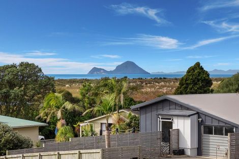 Photo of property in 9 Saint John Street, Matata, Whakatane, 3194