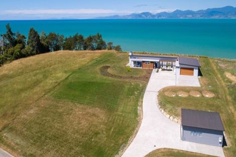 Photo of property in 11 Aporo Road, Ruby Bay, Upper Moutere, 7173