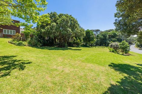 Photo of property in 411 Motutara Road, Muriwai, 0881