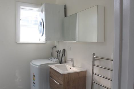 Photo of property in 39 Thompson Street, Mount Cook, Wellington, 6011