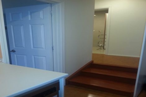 Photo of property in 5 Saddleback Rise, Murrays Bay, Auckland, 0630