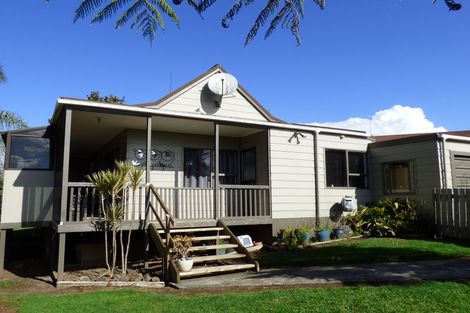 Photo of property in 28 Fairway Drive, Kerikeri, 0230