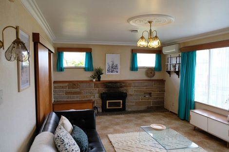 Photo of property in 5 Gavin Black Street, Meeanee, Napier, 4112