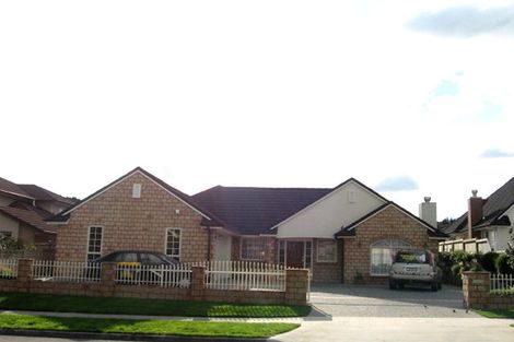 Photo of property in 188 Charles Prevost Drive, The Gardens, Auckland, 2105