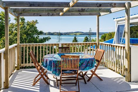 Photo of property in 15 Whitecaps Place, Hihi, Mangonui, 0494