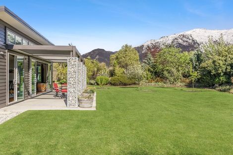 Photo of property in 28 Sam John Place, Lake Hawea, 9382
