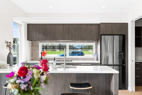 Photo of property in 3 Waianiwa Place, Burwood, 8083