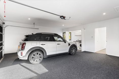 Photo of property in 16 Harbour View Heights, Picton, 7220