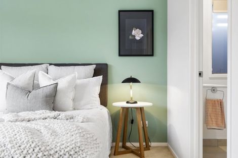 Photo of property in 1 Cooperage Avenue, Kumeu, 0810