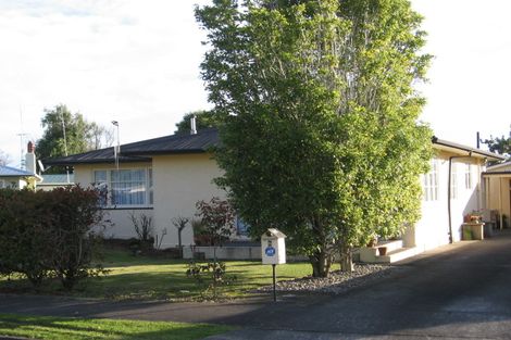 Photo of property in 8 Eton Place, Terrace End, Palmerston North, 4410