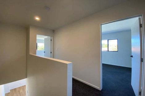 Photo of property in 105 Seabrook Avenue, New Lynn, Auckland, 0600
