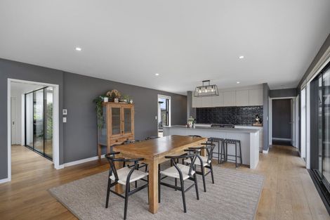 Photo of property in 16 Saint Thomas Avenue, Pyes Pa, Tauranga, 3112