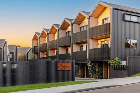 Photo of property in 5/47 Taipari Road, Te Atatu Peninsula, Auckland, 0610
