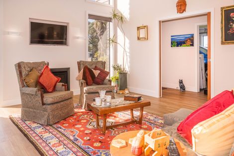 Photo of property in 5 Ian Place, Waihi Beach, 3611