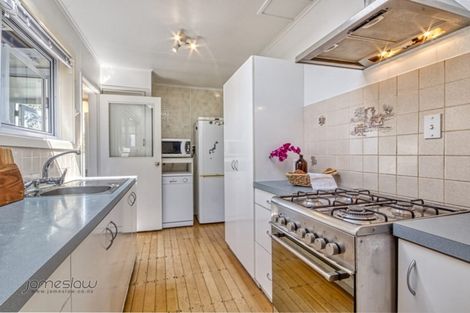 Photo of property in 42 Park Road, Glenfield, Auckland, 0629