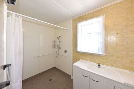 Photo of property in 5 Westcott Street, Dallington, Christchurch, 8061